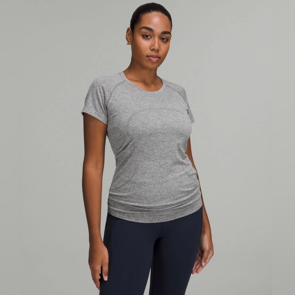 Lululemon swiftly tech top gray size 10 running gym yoga Athleisure - Picture 1 of 6